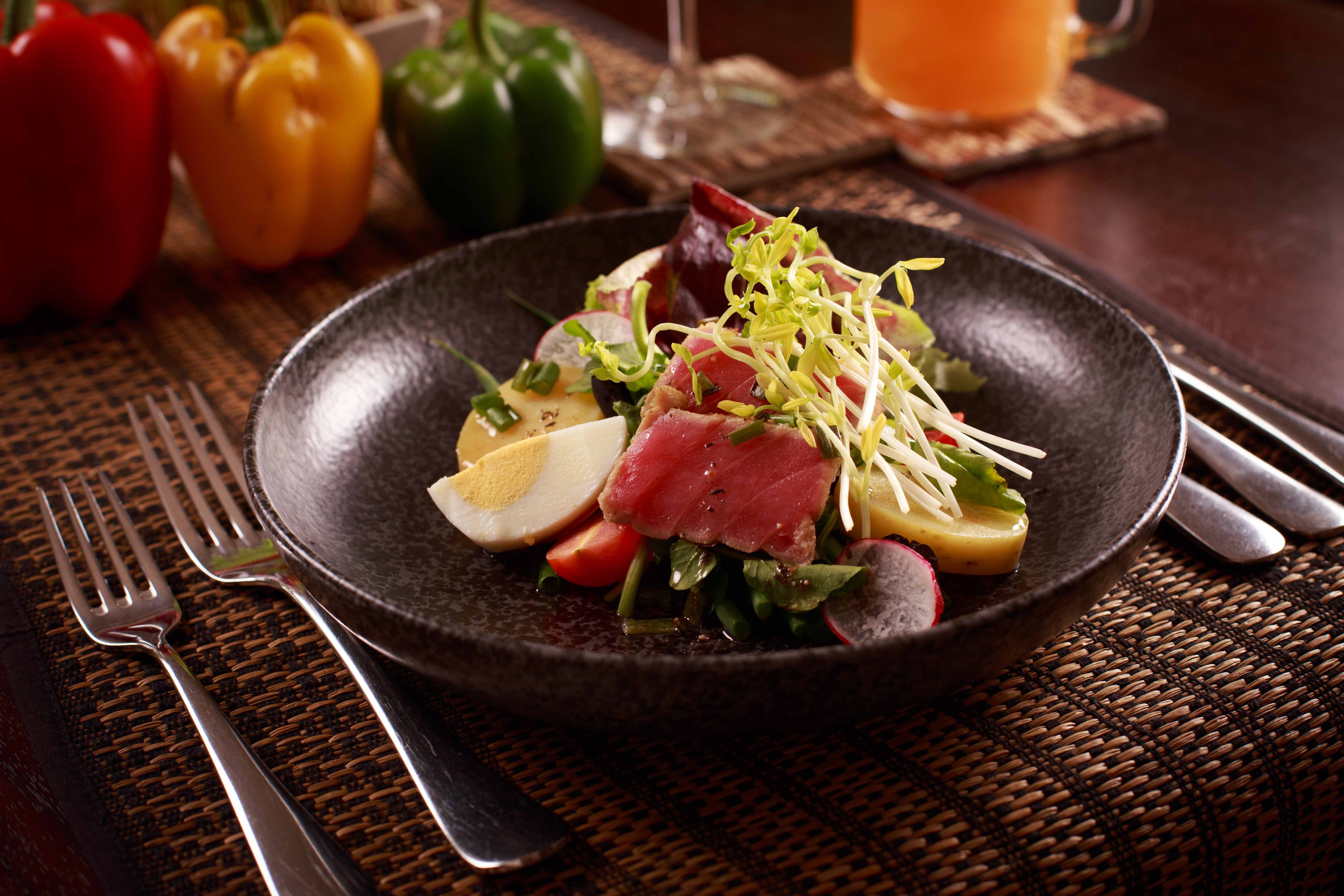 Grilled Nicoise Yellowfin Tuna